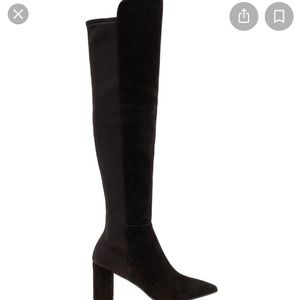 NWT—Stuart Weizman Carly Black Suede US6